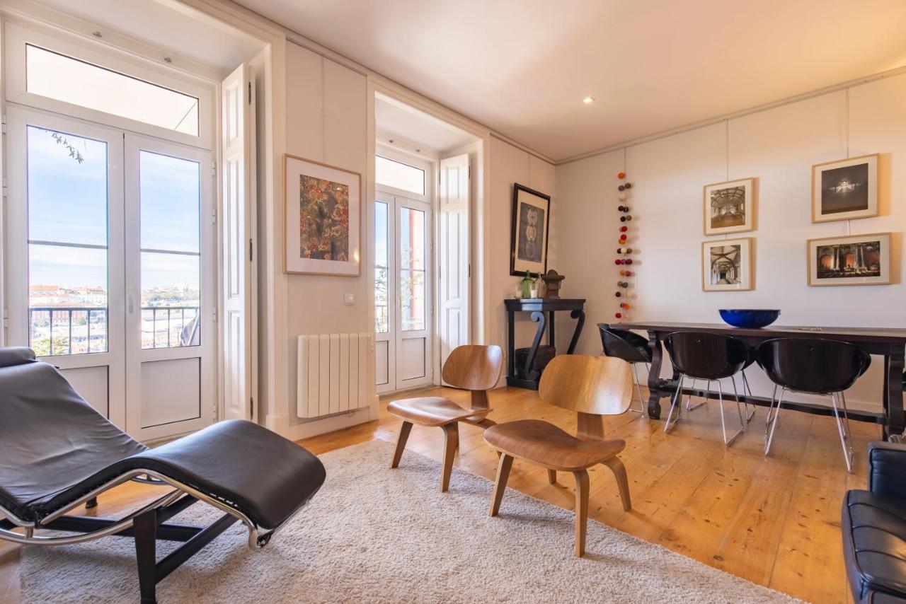 Castelo Design Aparment W/ Balcony & Super View By Lovelystay Lisbona Esterno foto
