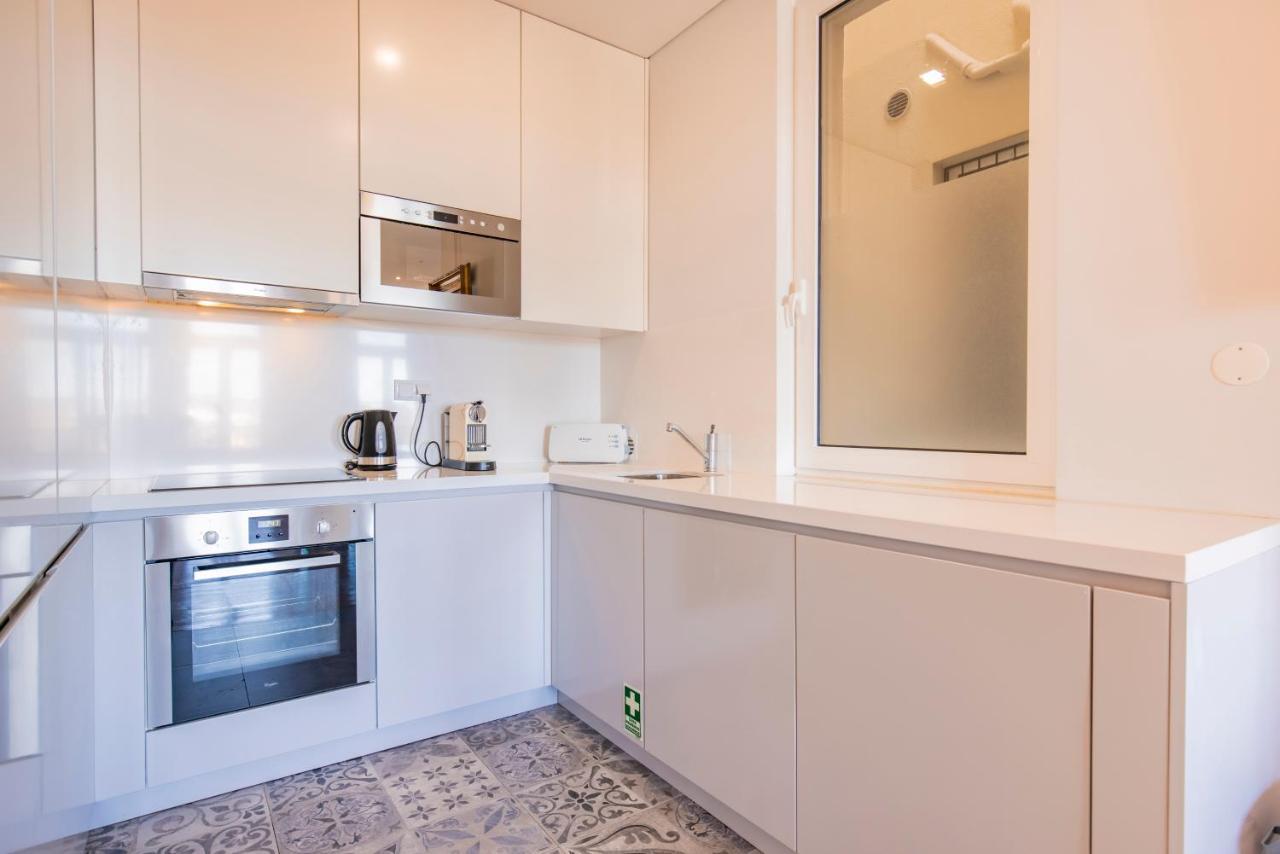 Castelo Design Aparment W/ Balcony & Super View By Lovelystay Lisbona Esterno foto